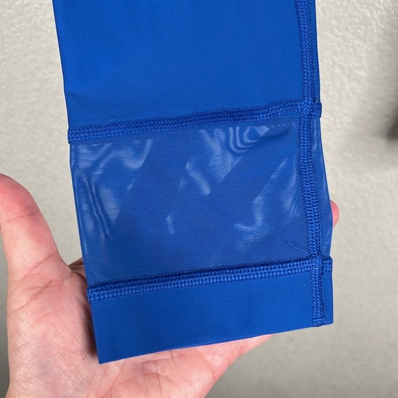 Victoria's Secret Victoria Sport Blue Yoga Athletic Cropped Leggings Size XS - Picture 4 of 8